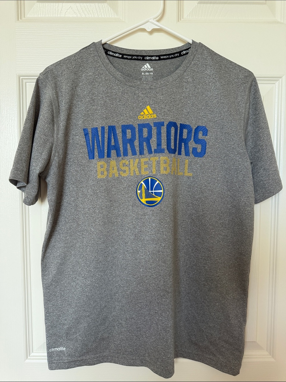 adidas Gray Warriors Basketball Logo Tee with Blue & Yellow Accents
